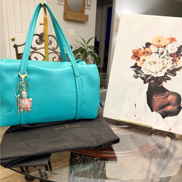 Vera Bradley Handbags - 🥳🥳 HOST PICK 🥳🥳  Vera Bradley Aqua Satchel